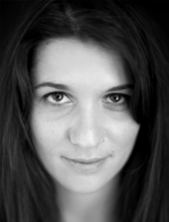 Picture of illustrator Alexandria Neonakis.