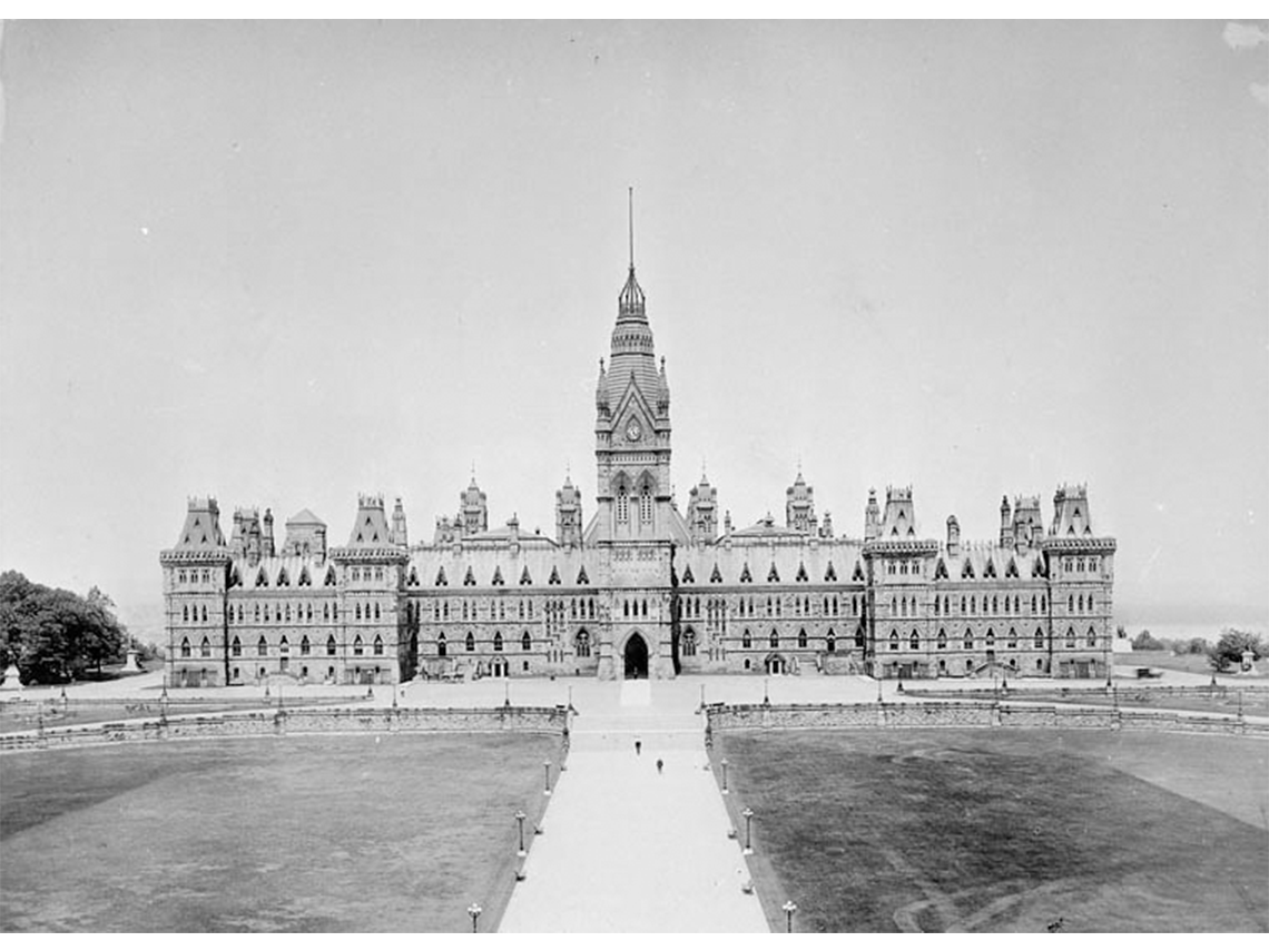 The Canadian Parliament building in 1914