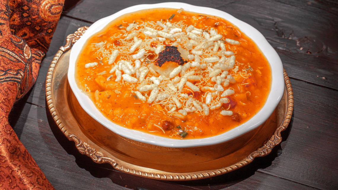 A bowl of stew.
