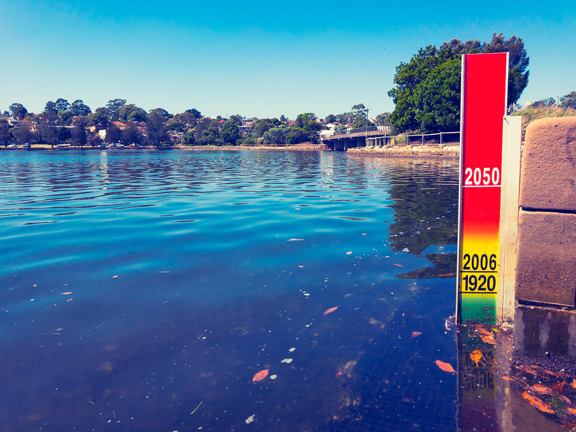 A Sea Level Indicator Reveals the Rise in High Tide from 1920 to
2006, and the Predicted 2050 Rise A sea level indicator with the 1920 tide, the slight 2006 rise and a huge increase
predicted by 2050