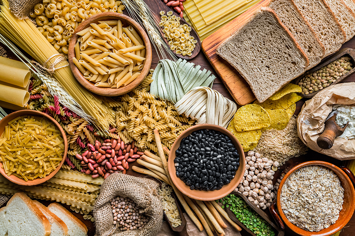 Image of a spread of whole grains and other sources of fibre