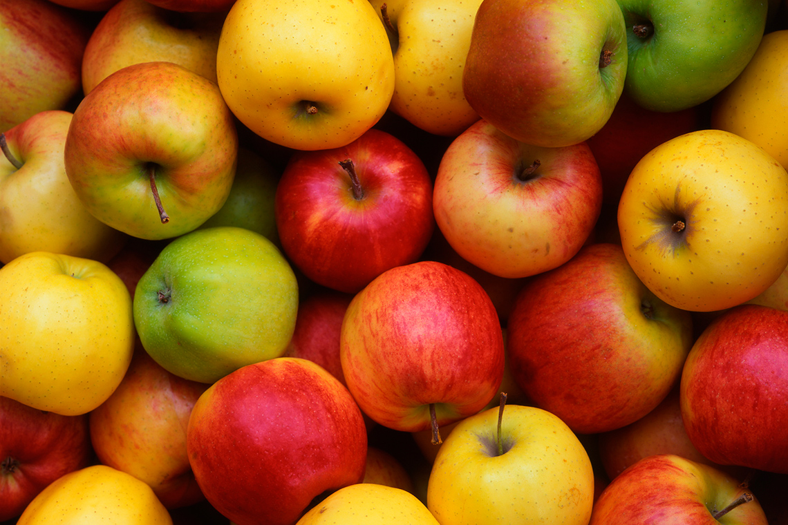 A variety of apples with different colours.