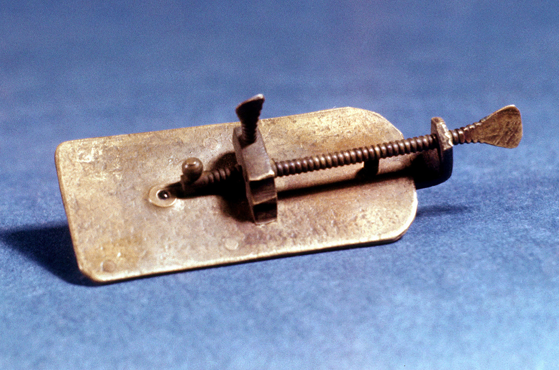 A microscope by Antonie Van Leuuwenhoek.
